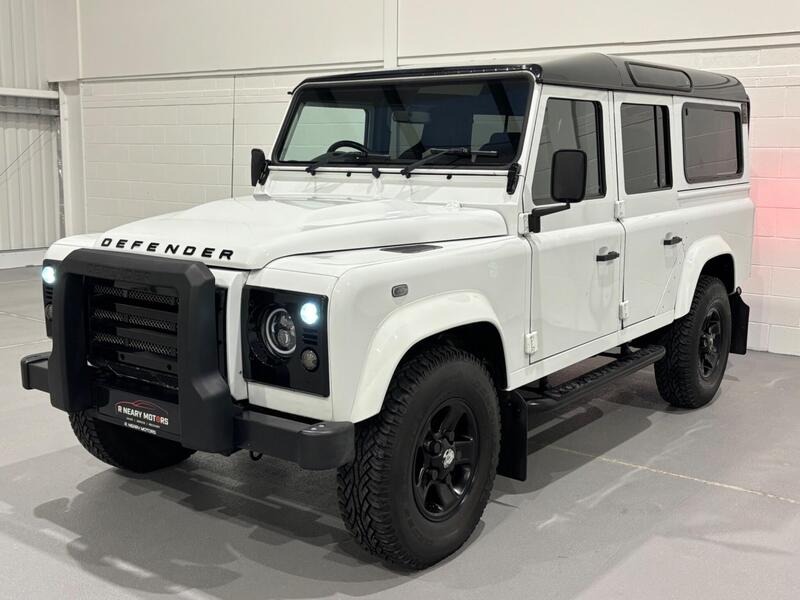 
								Land Rover Defender 110 full									
