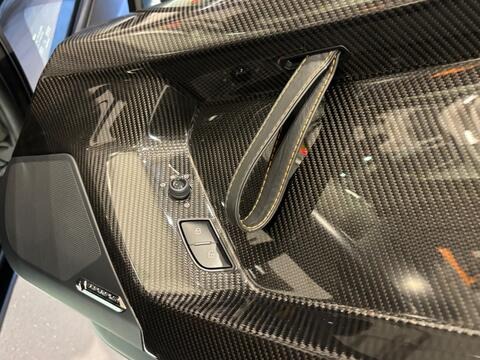 
								Lamborghini Aventador full									