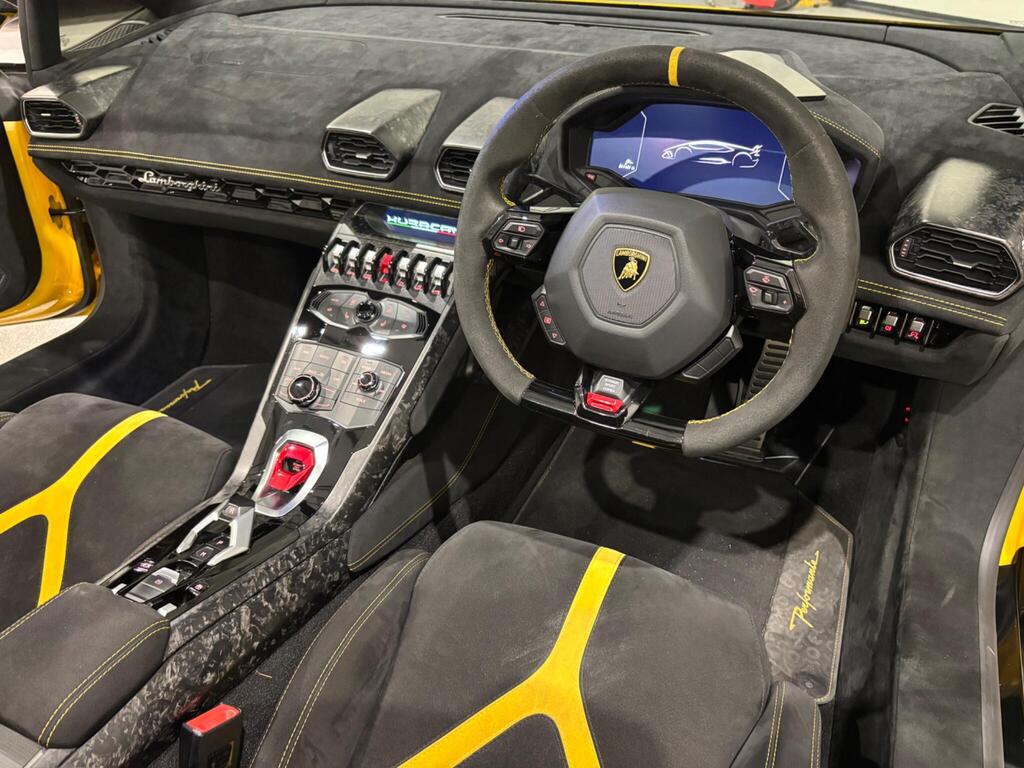 
								Lamborghini Huracan full									