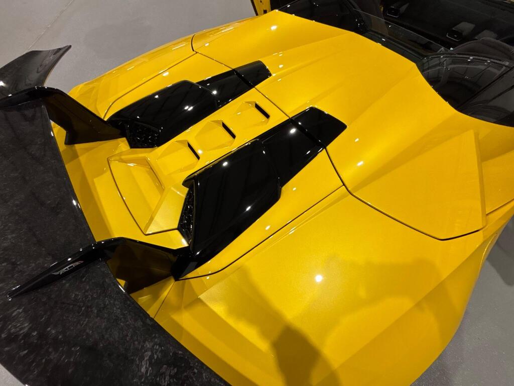 
								Lamborghini Huracan full									